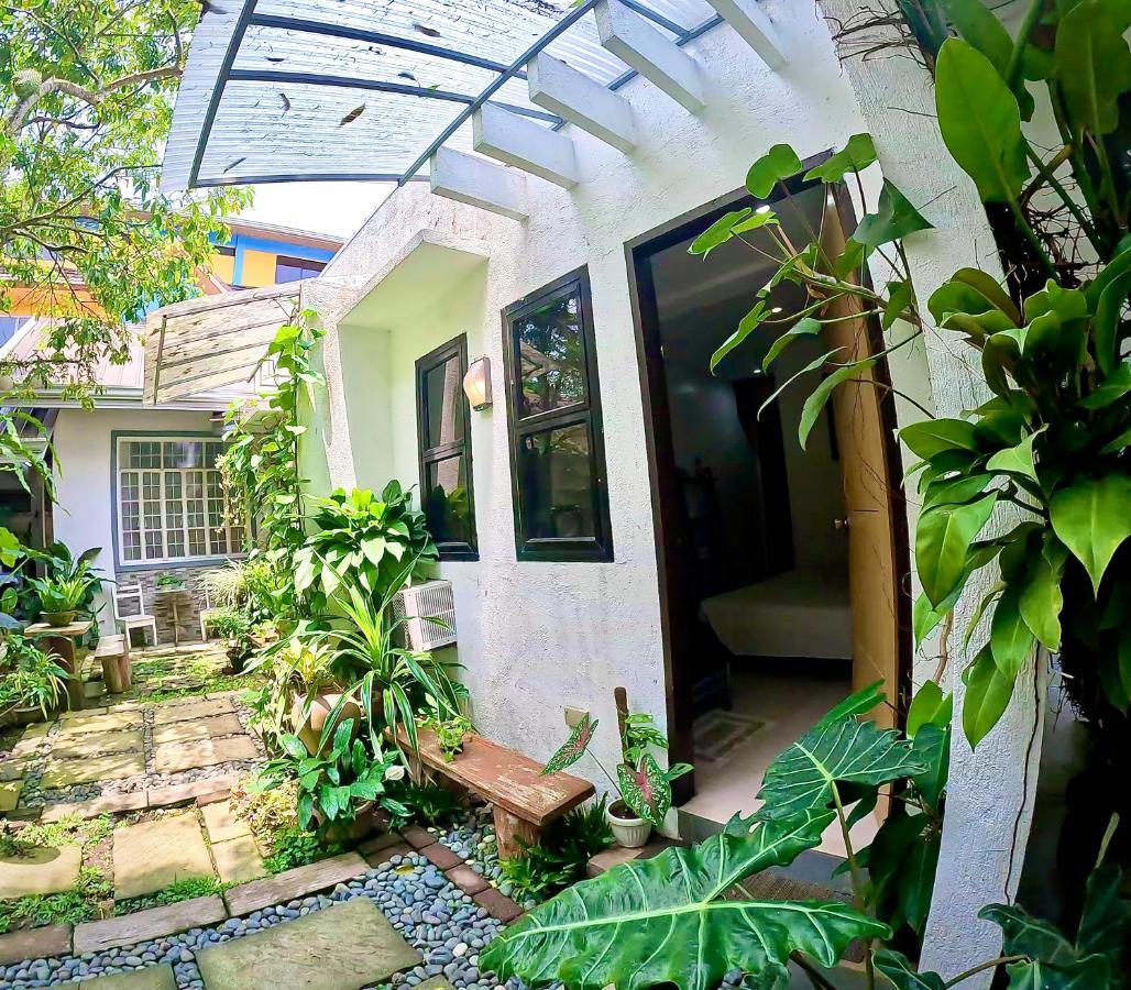 Auntie Gigi'S Place Tagaytay City Buitenkant foto