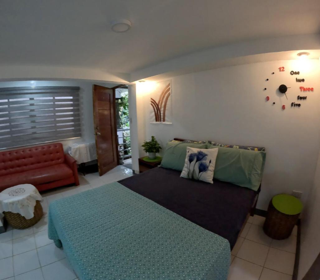 Auntie Gigi'S Place Tagaytay City Buitenkant foto